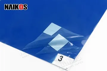 Синята лепкава постелка се предлага в различни форми и размери